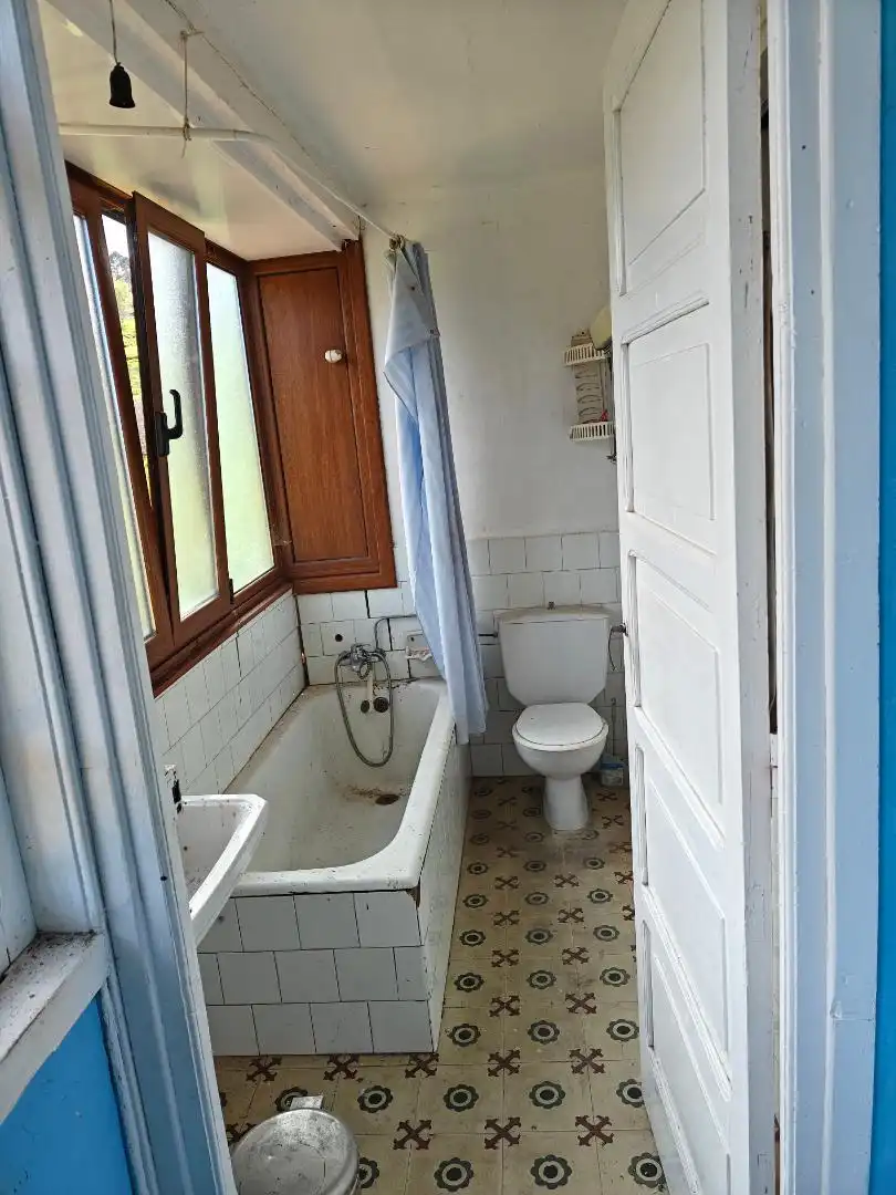 Country homes for sale in Pillarno Bathroom of Country homes for sale in Castrillón