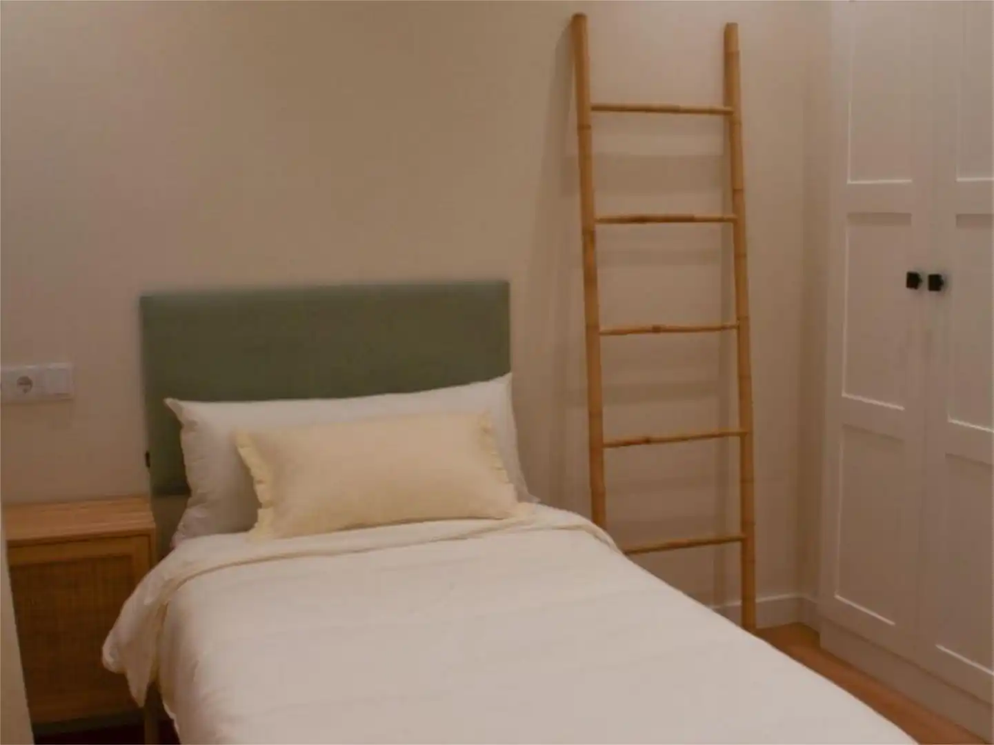 Flat for rent in Calle Magnus Blikstad, 33, Laviada Flat for rent in Calle Magnus Blikstad, 33, Laviada