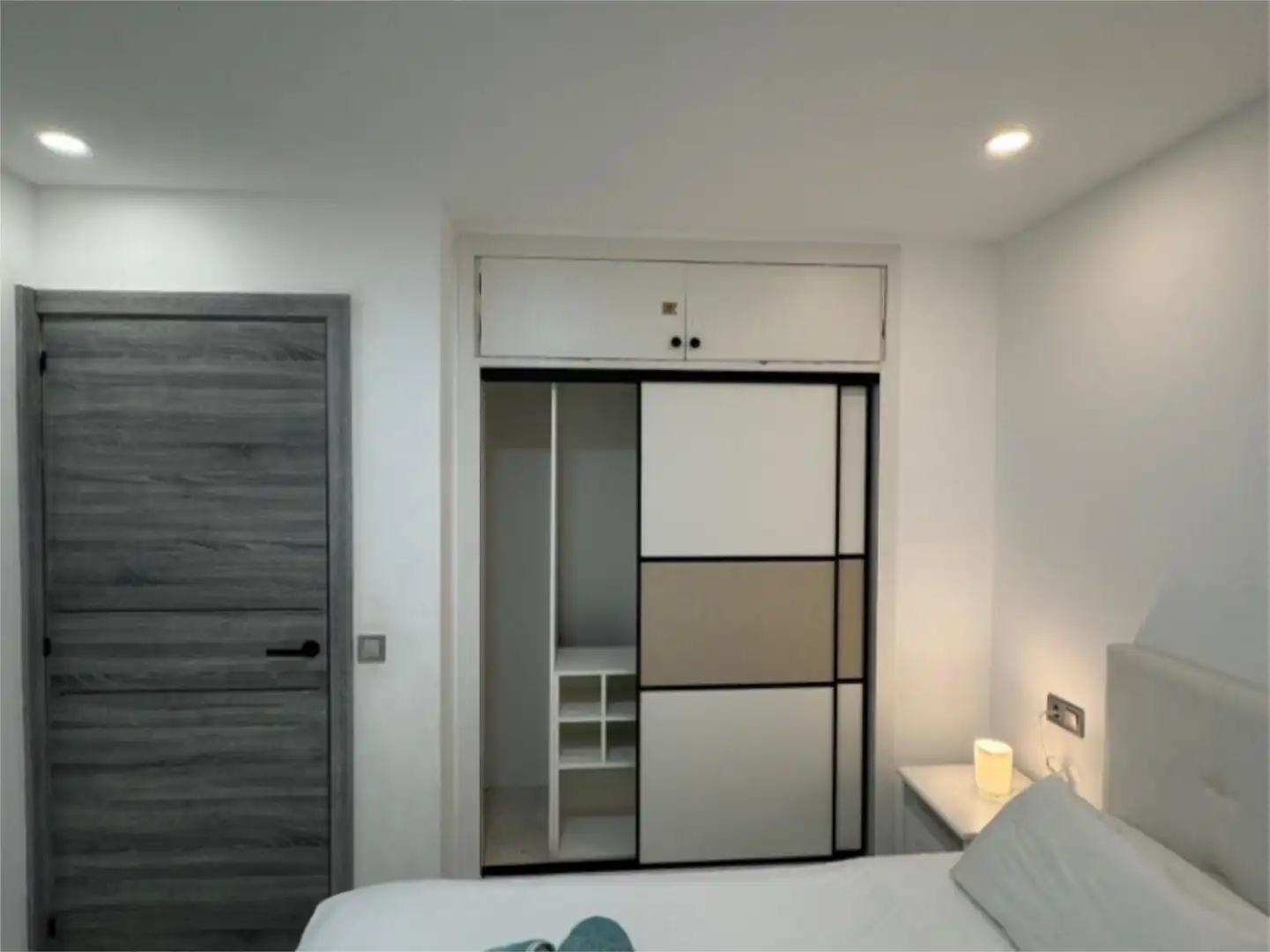 Wohnung zum Verkauf in Carrer de Tomàs Forteza, 57, Foners Schlafzimmer von Wohnung zum Verkauf in Palma de Mallorca mit Klimaanlage und Balkon
