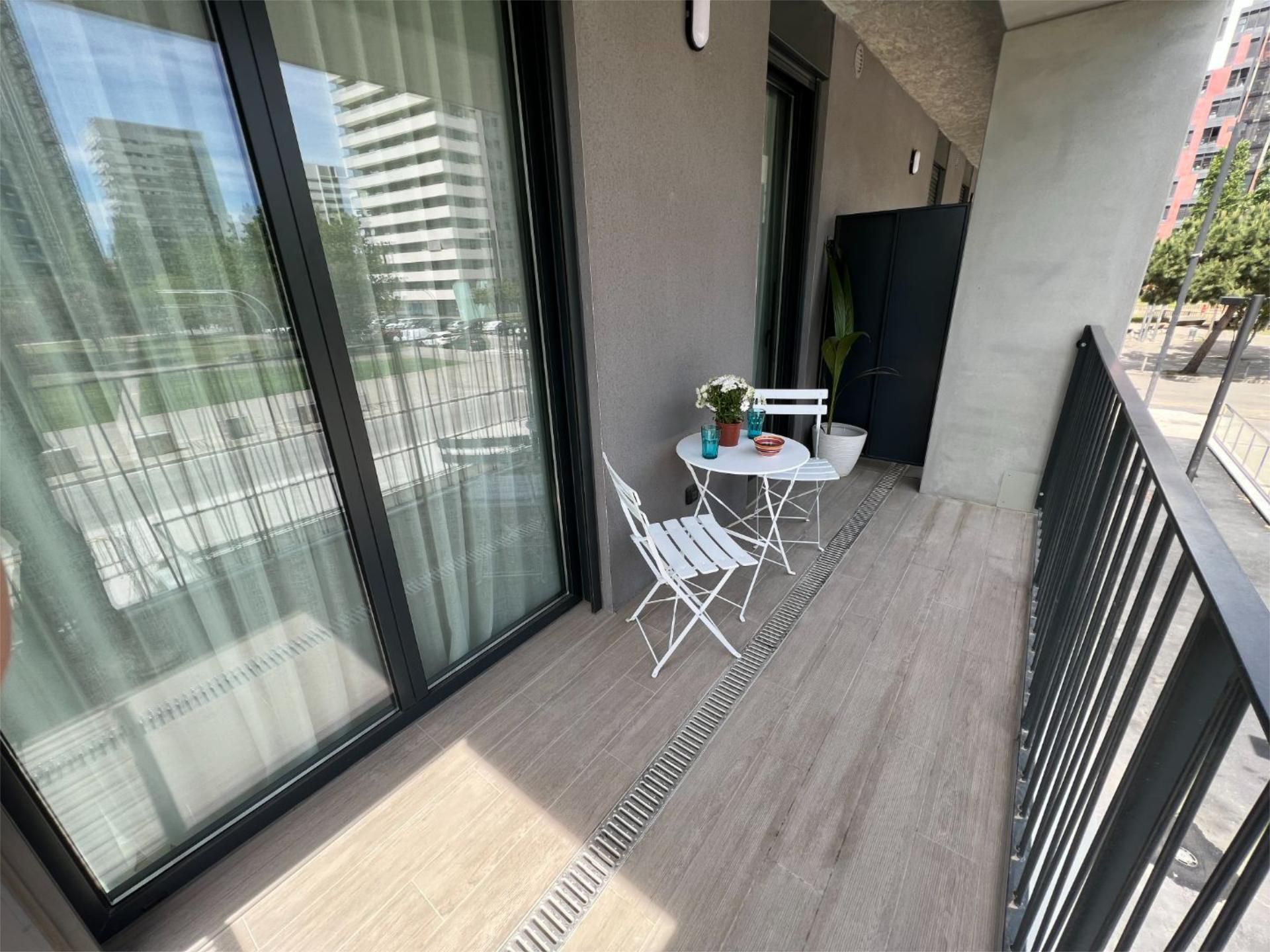 Terrassa de Pis de lloguer en L'Hospitalet de Llobregat amb Aire condicionat, Calefacció i Parquet