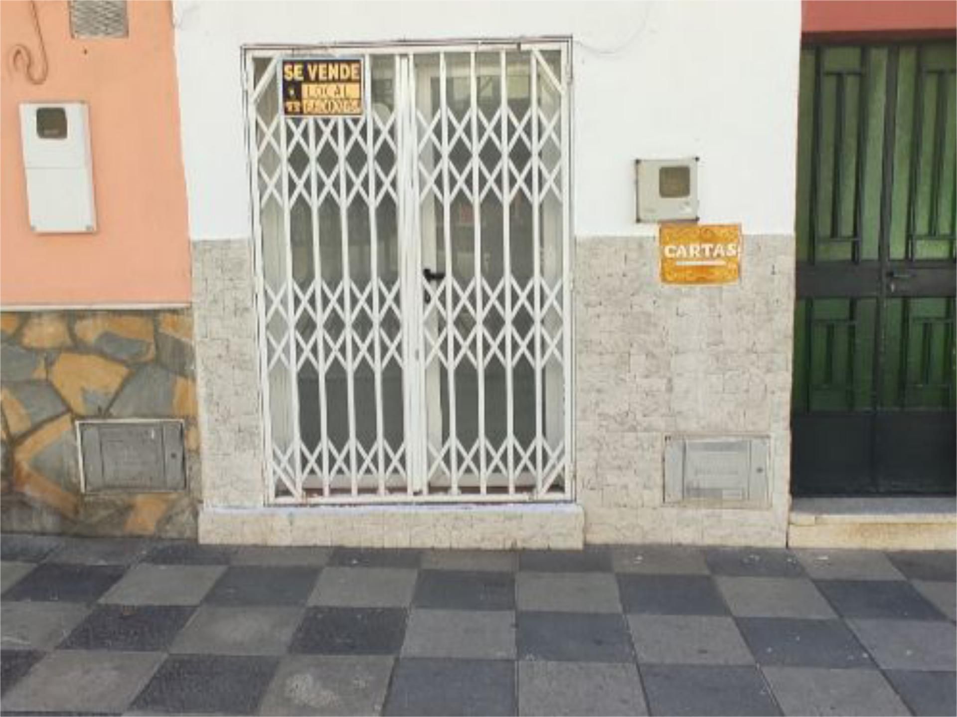 Vista exterior de Piso en venta en Algeciras