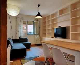 Living room of Flat for sale in Bilbao   with Parquet flooring, Furnished and Video intercom