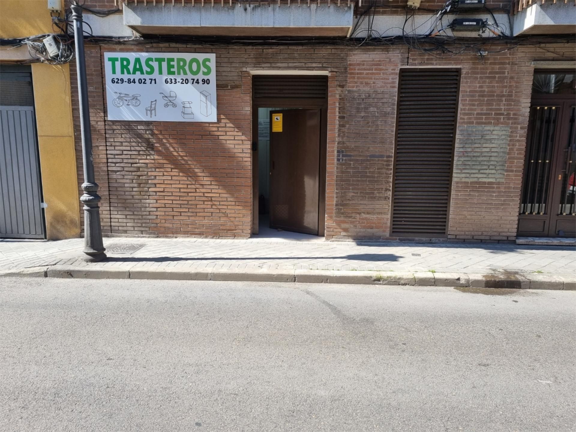 Box room to rent in  Madrid Capital