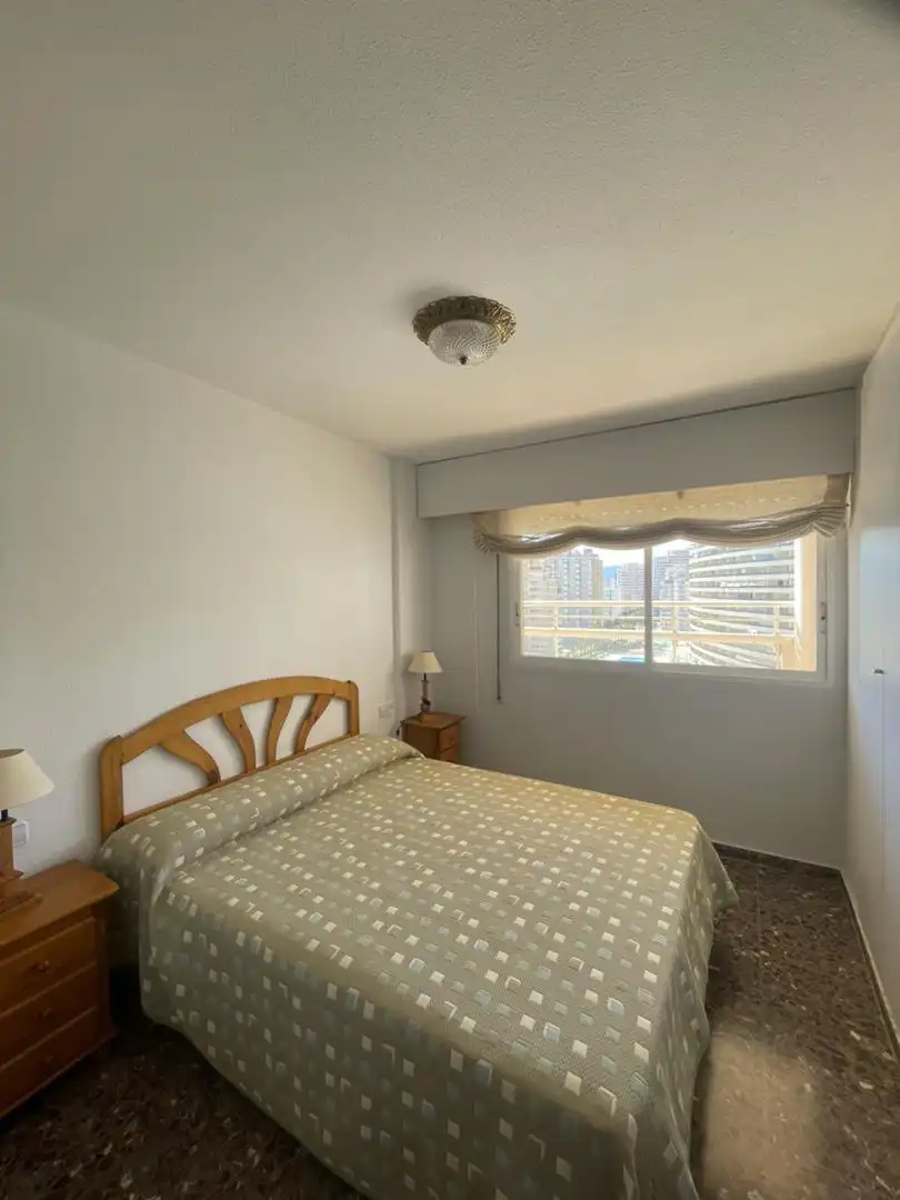 Schlafzimmer von Wohnung zum Verkauf in Cullera mit Klimaanlage, Terrasse und Schwimmbad