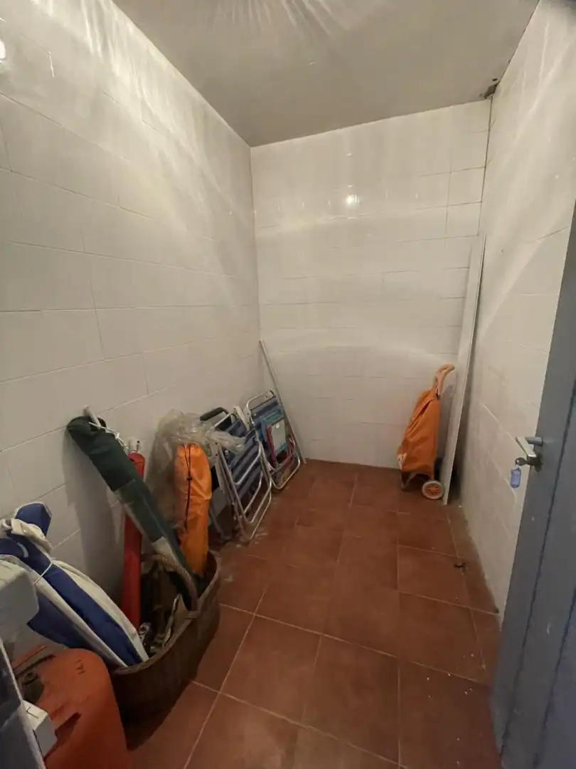 Wohnung zum Verkauf in Cullera mit Klimaanlage, Terrasse und Schwimmbad