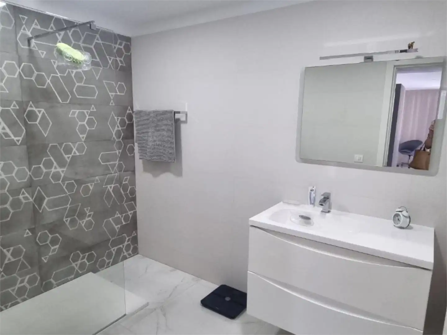 Wohnung zur Miete in Calle el Mesías, 6, Playa del Cura - Taurito Badezimmer von Wohnung zur Miete in Mogán mit Klimaanlage, Privatgarten und Terrasse