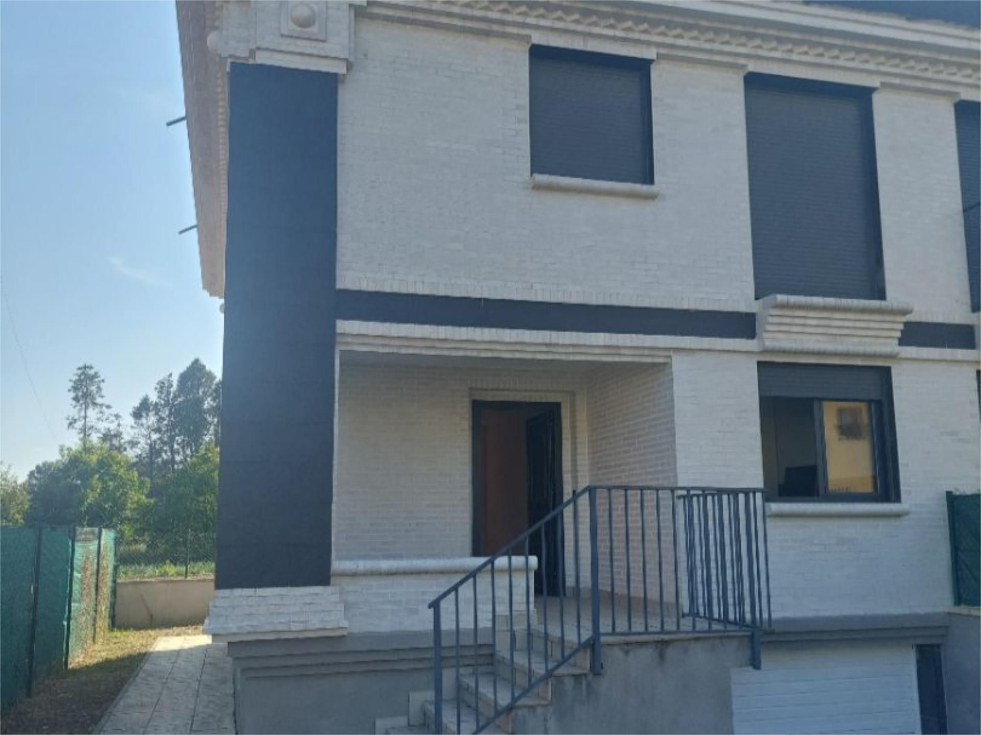 Vista exterior de Casa adosada en venda en Casalarreina amb Calefacció, Jardí privat i Parquet