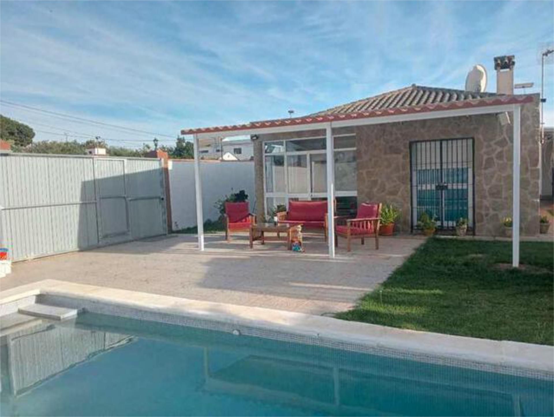 Piscina de Casa adosada en venda en Puerto Real amb Terrassa i Piscina