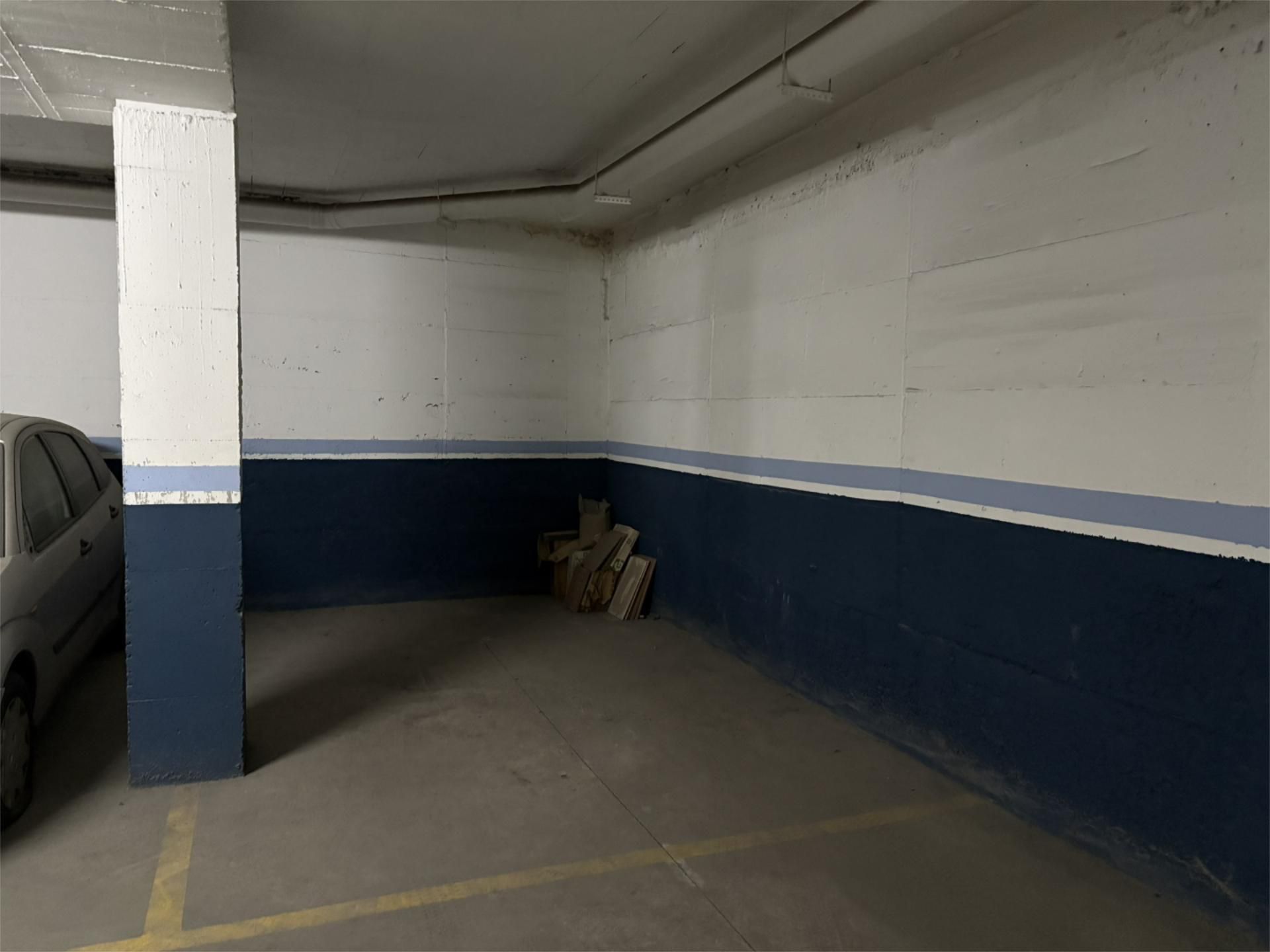 Garage to rent in Alhaurín de la Torre