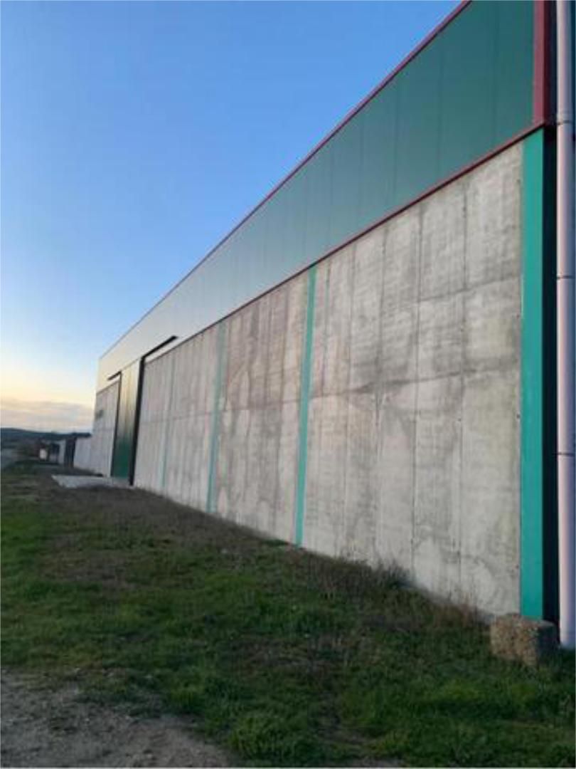 Exterior view of Industrial buildings to rent in Villasabariego