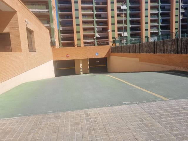 Garaje en Alquiler en Passeig Penyal d'Ifach, 26 en Casas Verdes