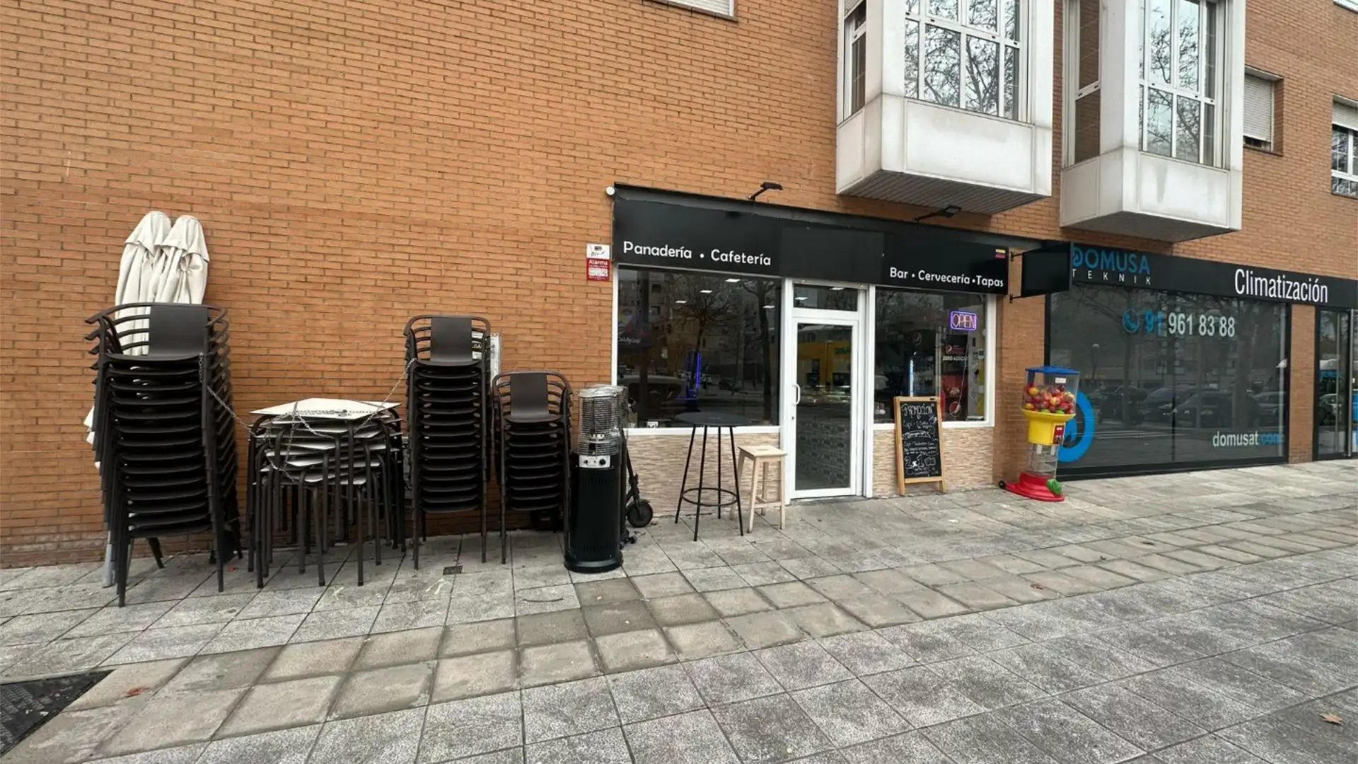 Local en traspaso en  Madrid Capital con Aire acondicionado y Calefacción