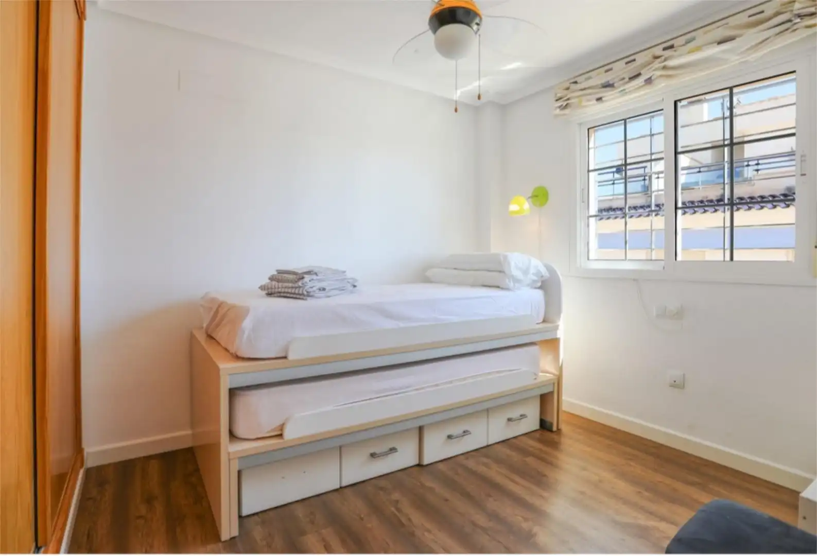Attic for sale in Calle Federico García Lorca, 29, Mil Palmeras Bedroom of Attic for sale in Pilar de la Horadada with Air Conditioner, Terrace and Swimming Pool