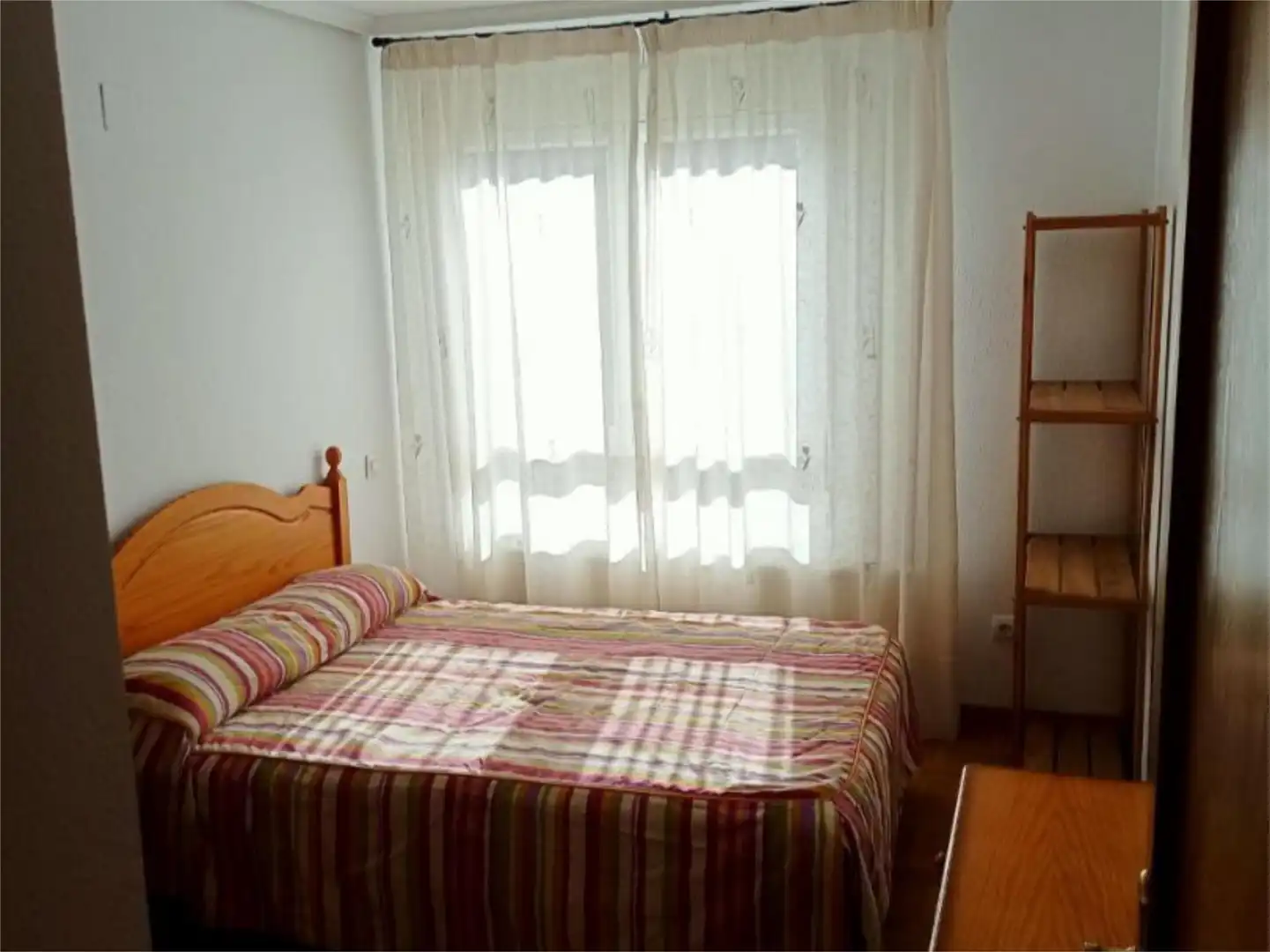 Dúplex de lloguer a Calle Antonio Machado, 5, Reyes Católicos - Paseo San Antonio