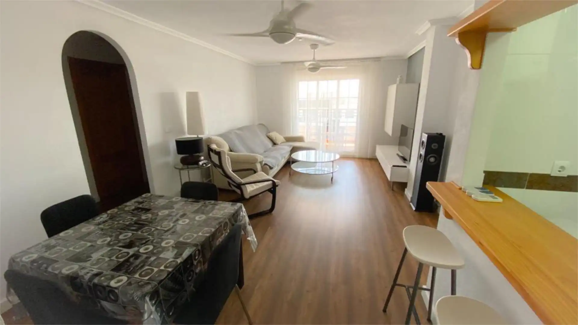 Attic for sale in Calle Federico García Lorca, 29, Mil Palmeras Living room of Attic for sale in Pilar de la Horadada with Air Conditioner, Terrace and Swimming Pool