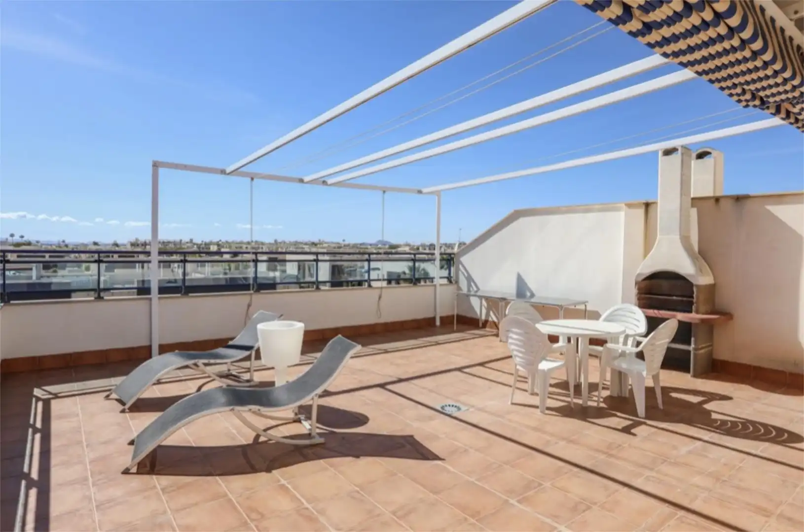 Attic for sale in Calle Federico García Lorca, 29, Mil Palmeras Terrace of Attic for sale in Pilar de la Horadada with Air Conditioner, Terrace and Swimming Pool