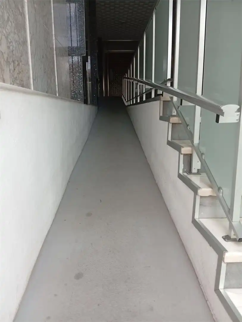 Wohnung zum Verkauf in Plaza Trinidad, 7, Baza Wohnung zum Verkauf in Baza mit Balkon