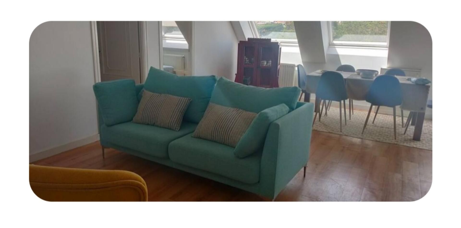 Living room of Attic for sale in Oleiros