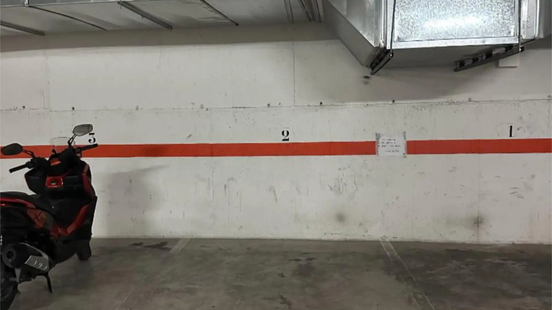 Garaje de alquiler en Carrer de Sant Ramon, 38, Campello pueblo Parking de Garaje de alquiler en El Campello