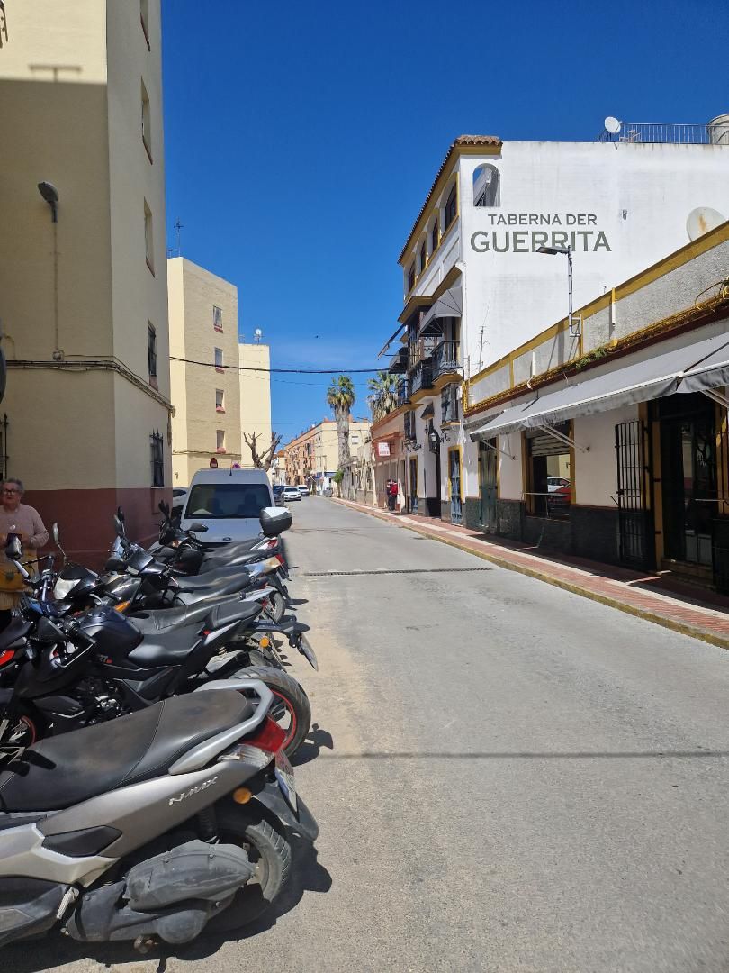 Exterior view of Planta baja for sale in Sanlúcar de Barrameda