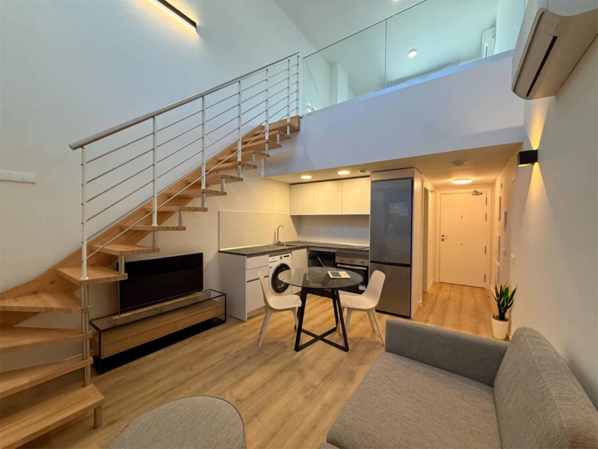 Flat to rent in San Sebastián de los Reyes  with Air Conditioner, Private garden and Terrace