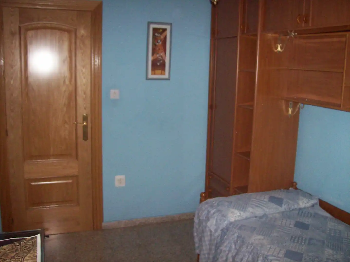 Room in Calle Valencia, 4, Barrio de Zaidín Bedroom of Flat for share in Granada with Furnished and Balcony