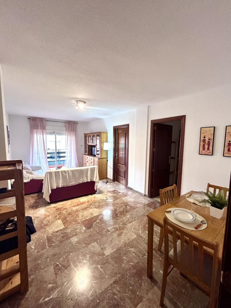 Pis per a compartir a Calle Pepe Hillo, 4, La Cruz Vista exterior de Pis per a compartir en Granada Capital