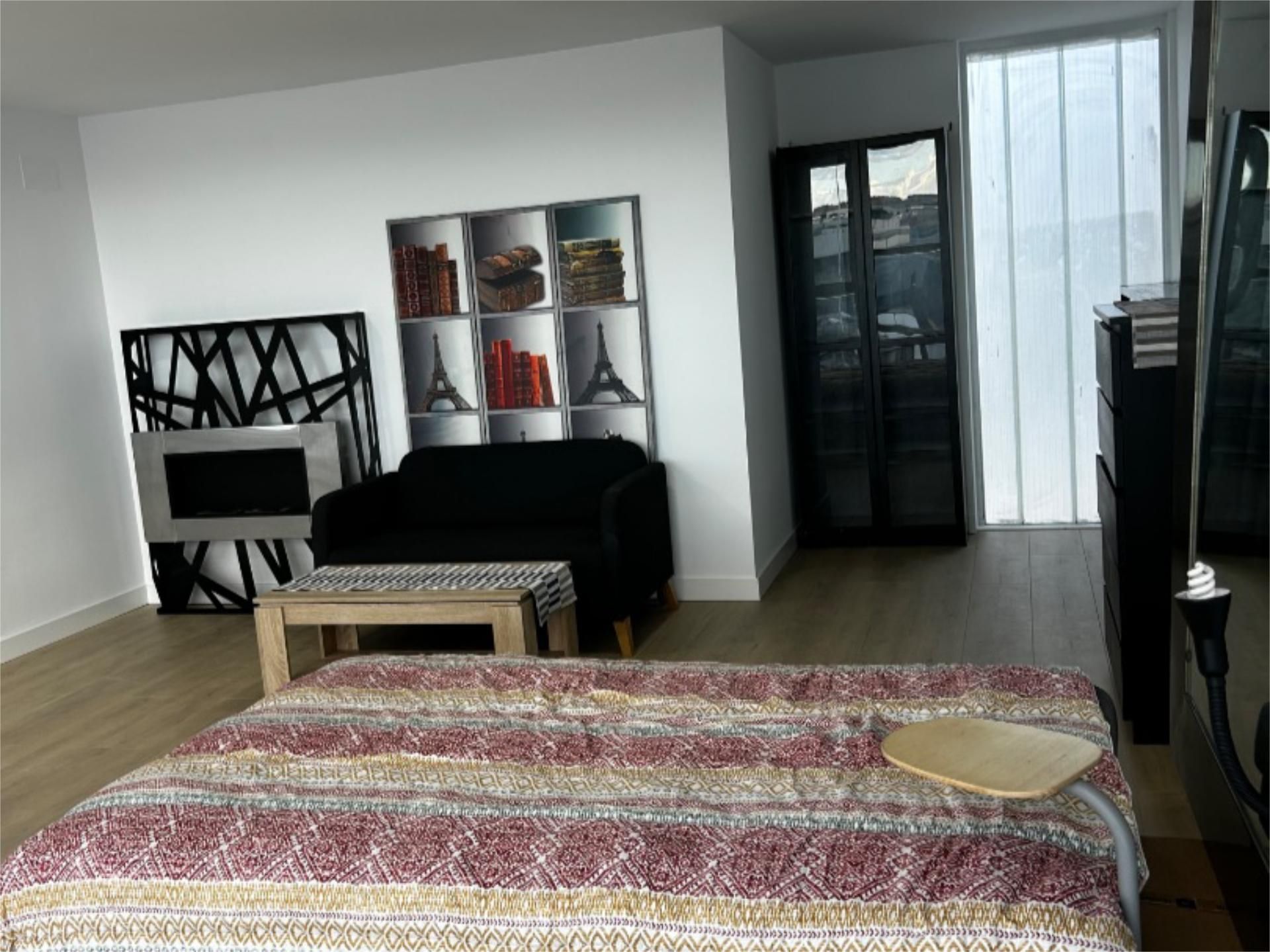 Flat to rent in Calle Valportillo Primera, 1, Zona Industrial