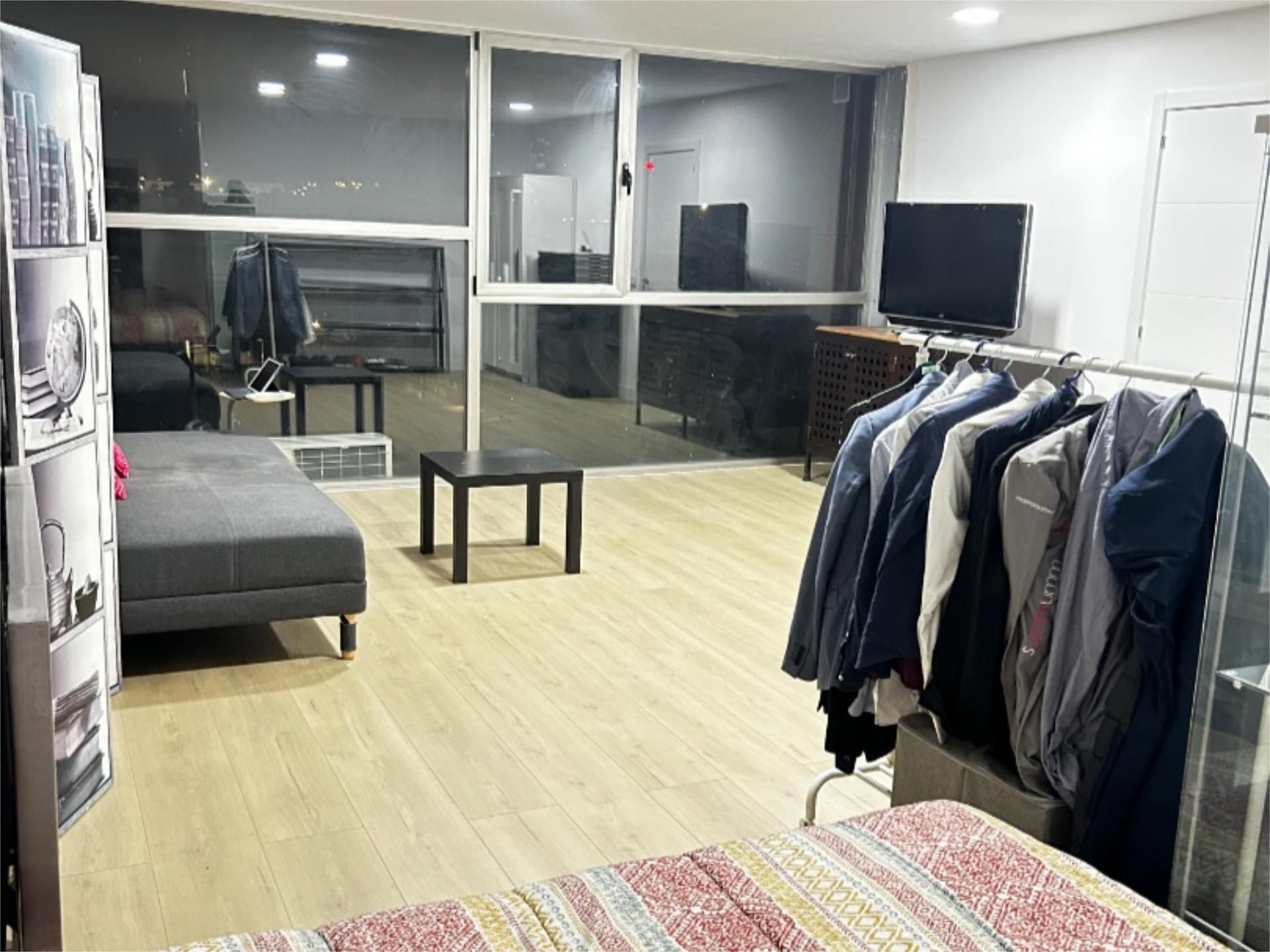 Flat to rent in Calle Valportillo Primera, 1, Zona Industrial