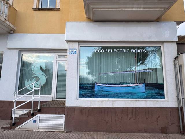 Local comercial en Alquiler en Carrer Castell d'Olimbroi, 42 en El Puerto