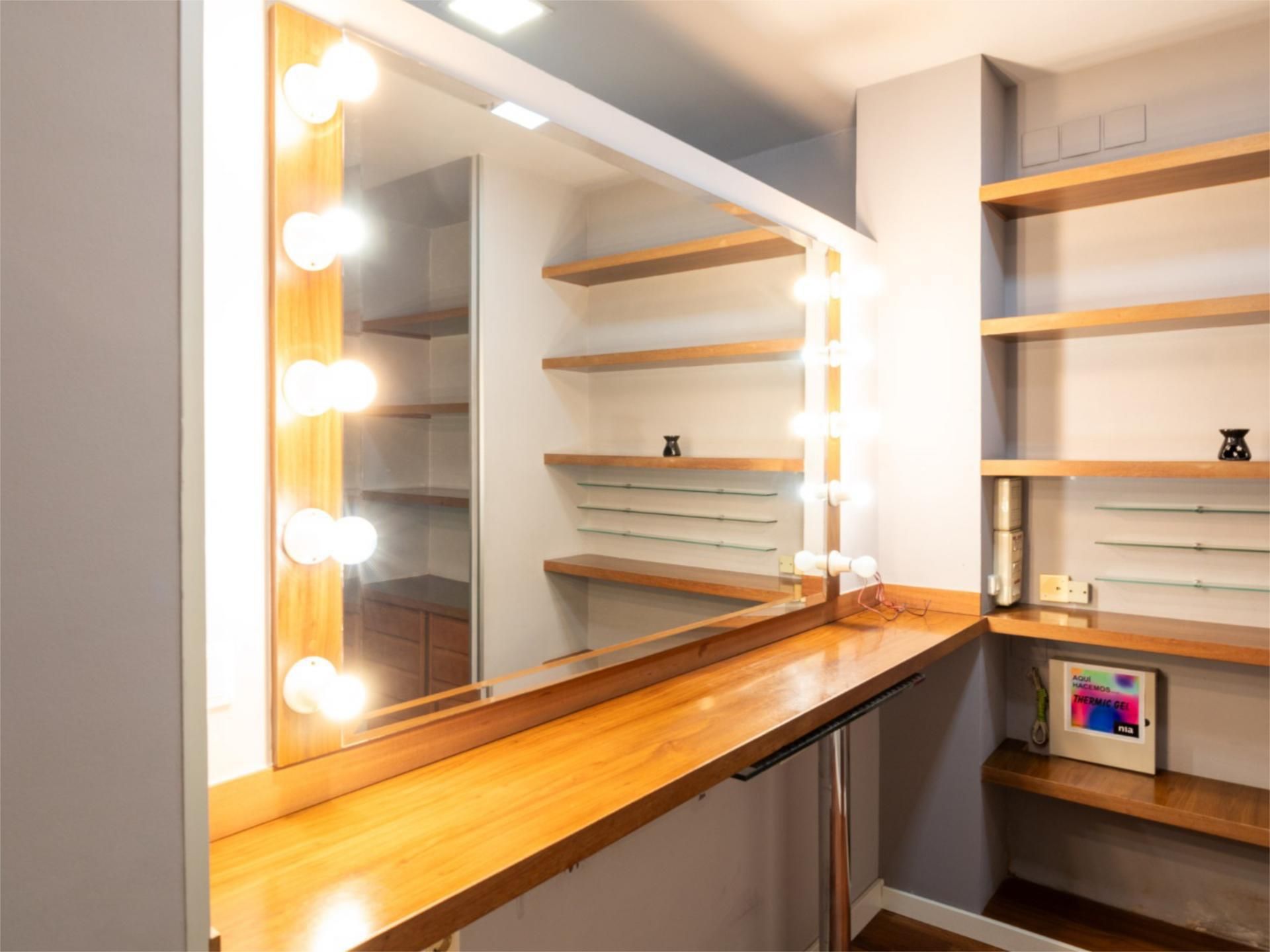 Dormitori de Local de lloguer en Meliana amb Aire condicionat, Calefacció i Parquet