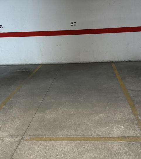 Foto 2 de Garaje de alquiler en Carrer Louis Pasteur, 6, El Raval - Portes Encarnades, Alicante