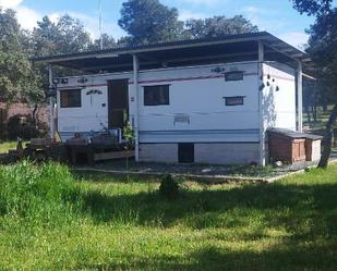 Vista exterior de Pis en venda en Marugán amb Calefacció, Jardí privat i Moblat