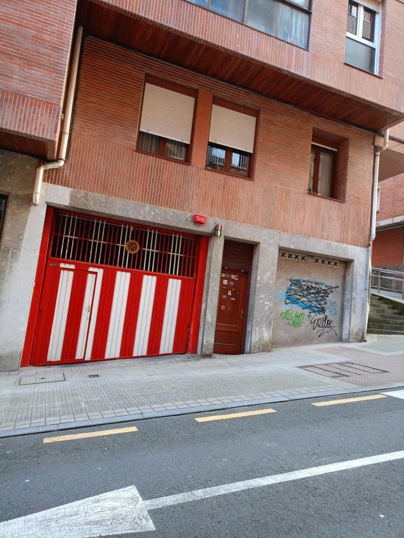 Exterior view of Garage to rent in Getxo 