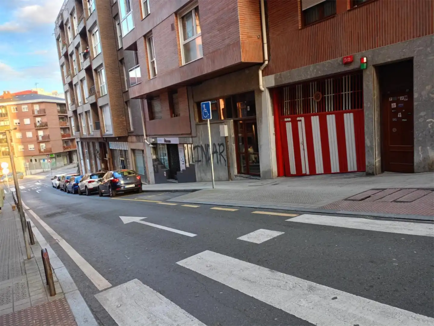 Außenansicht von Garage zur Miete in Getxo 