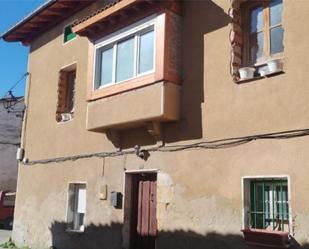 Exterior view of Flat for sale in Medina de Pomar  with Private garden, Terrace and Balcony