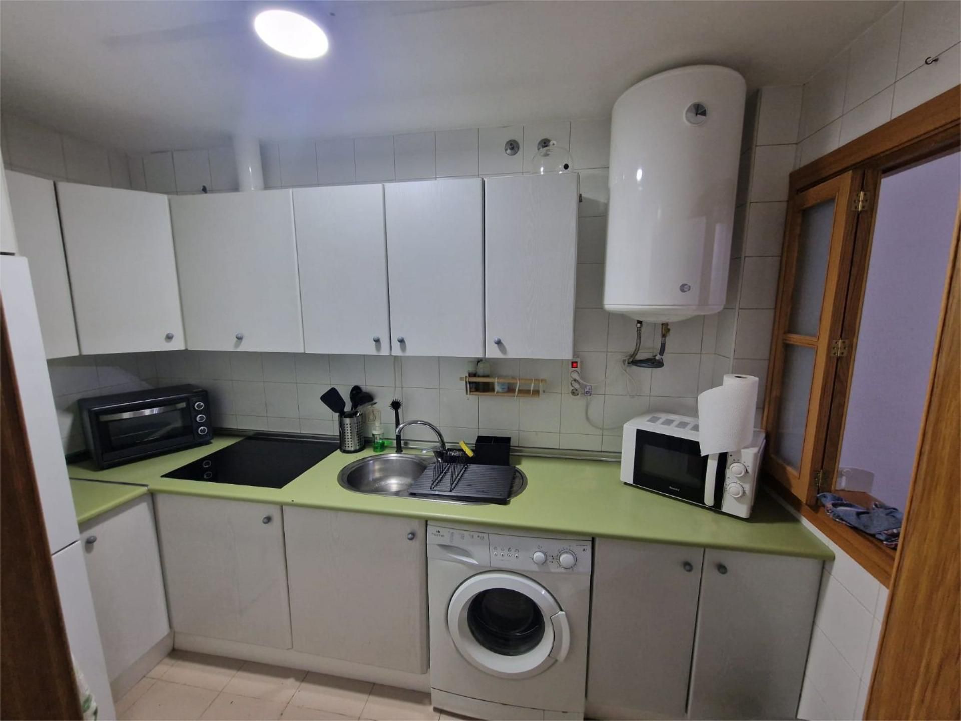Kitchen of Flat to rent in  Sevilla Capital