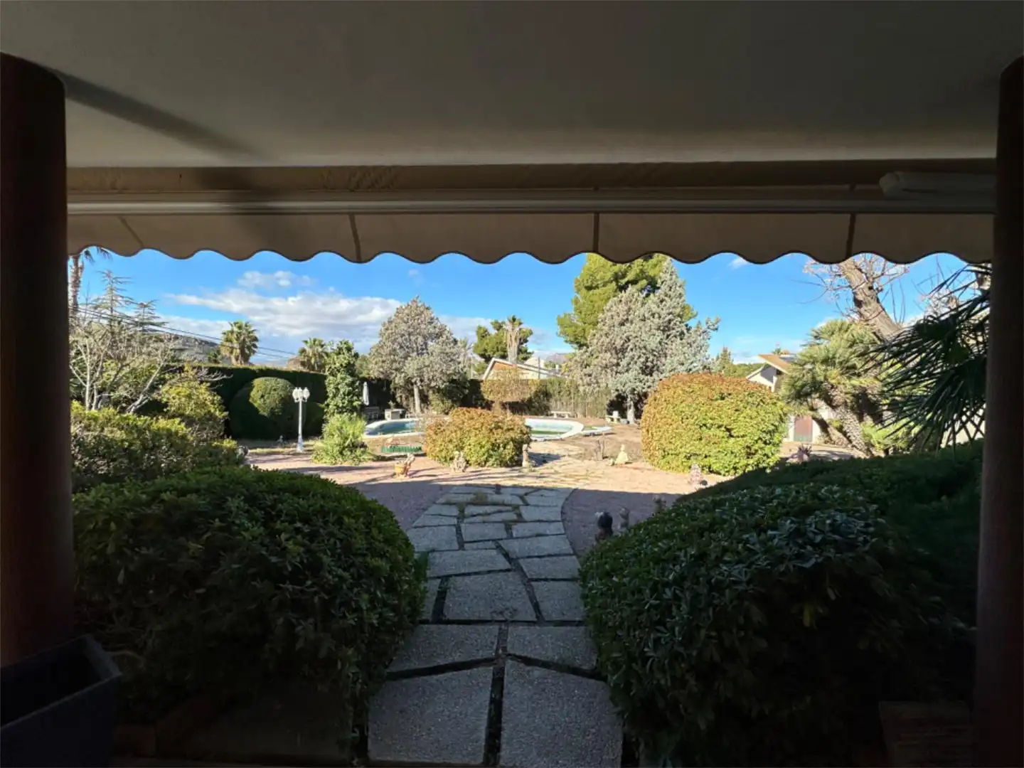 Houses for sale in Carrer Cies, 10, Petrer Garden of Houses for sale in Petrer with Air Conditioner, Terrace and Swimming Pool