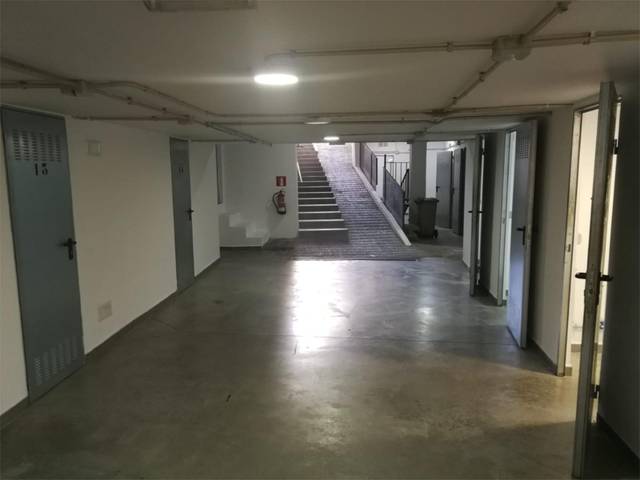 Local comercial en Venta en Calle Monsalves, 6 en Arenal - Museo