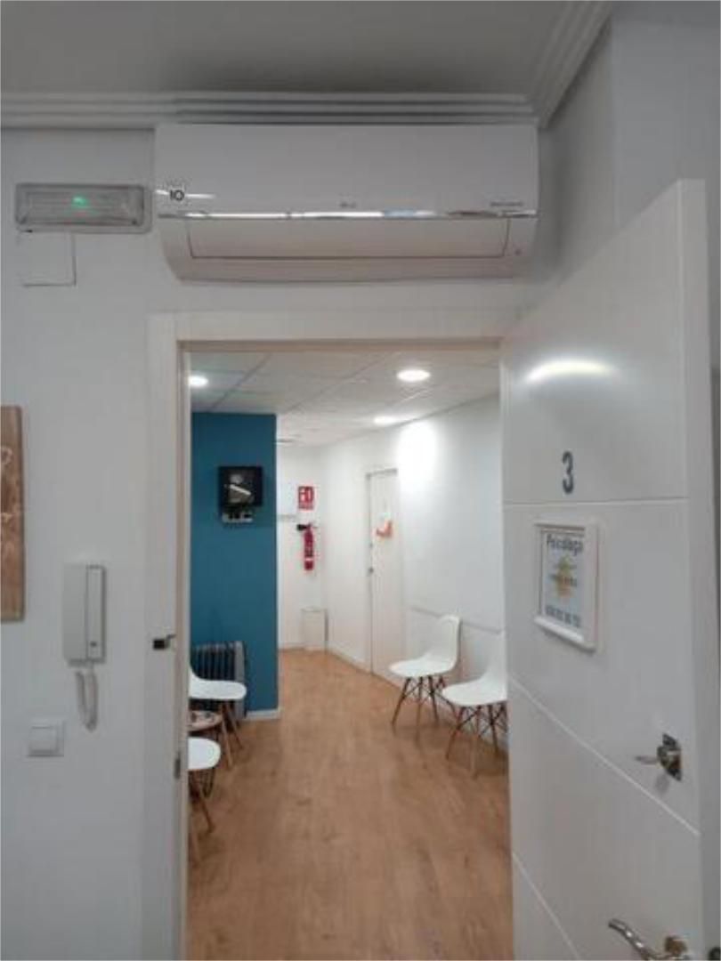 Oficina de lloguer en Sagunto / Sagunt amb Aire condicionat