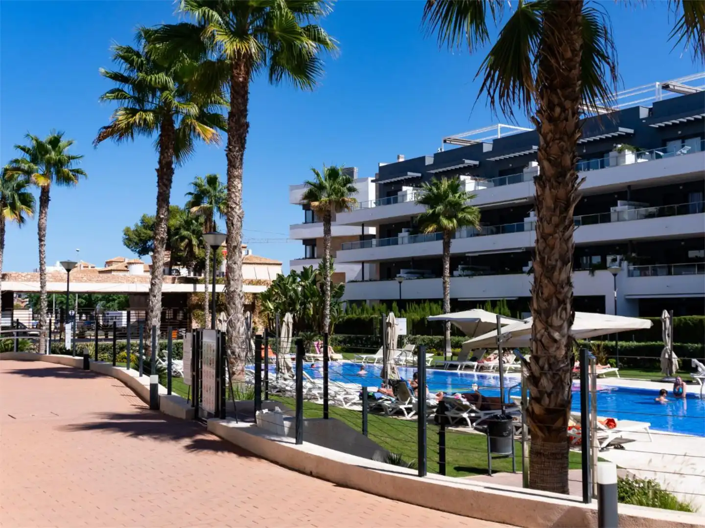 Piscina de Pis en venda en Orihuela amb Aire condicionat, Calefacció i Terrassa