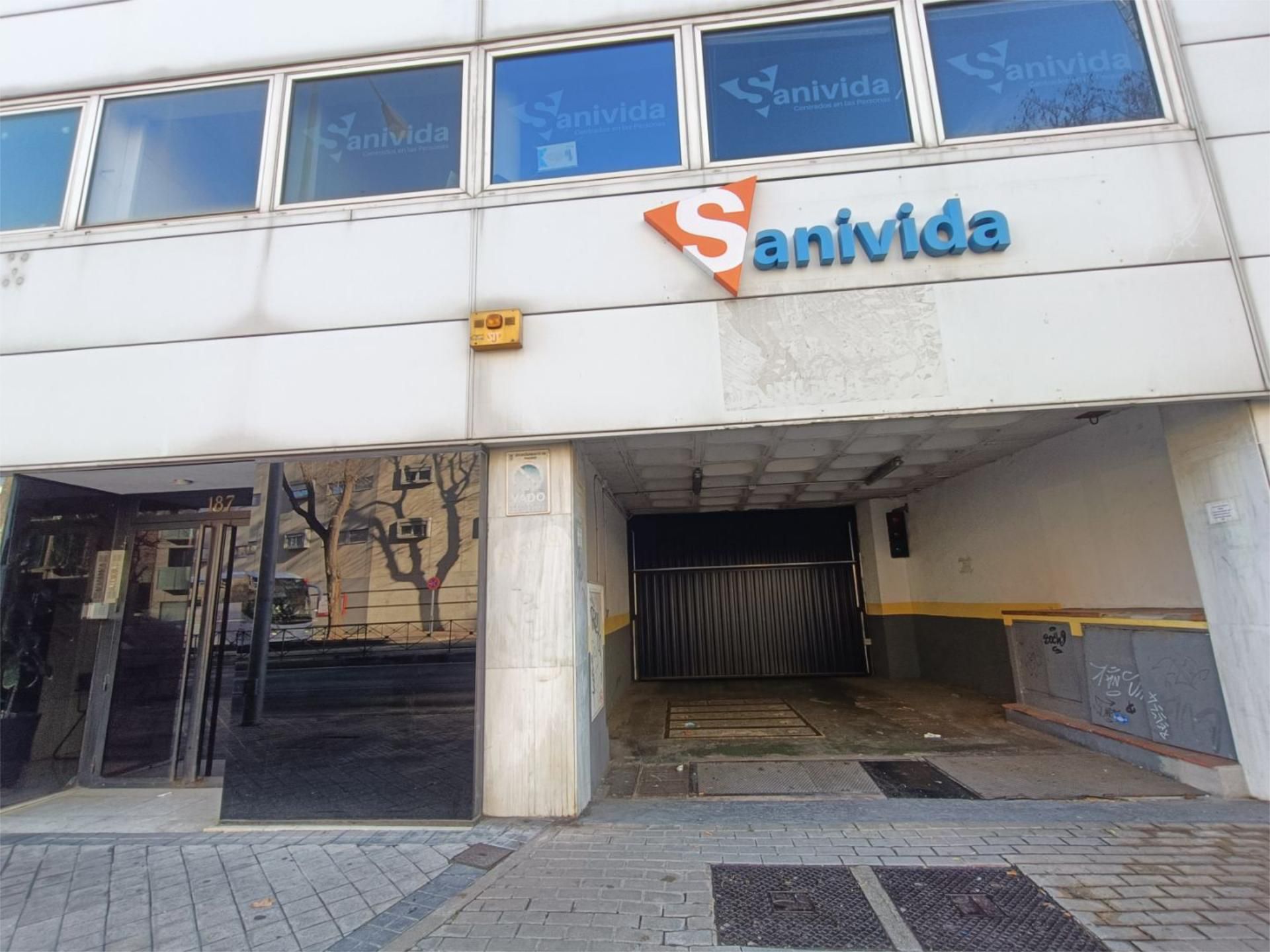 Vista exterior de Garaje en venta en  Madrid Capital