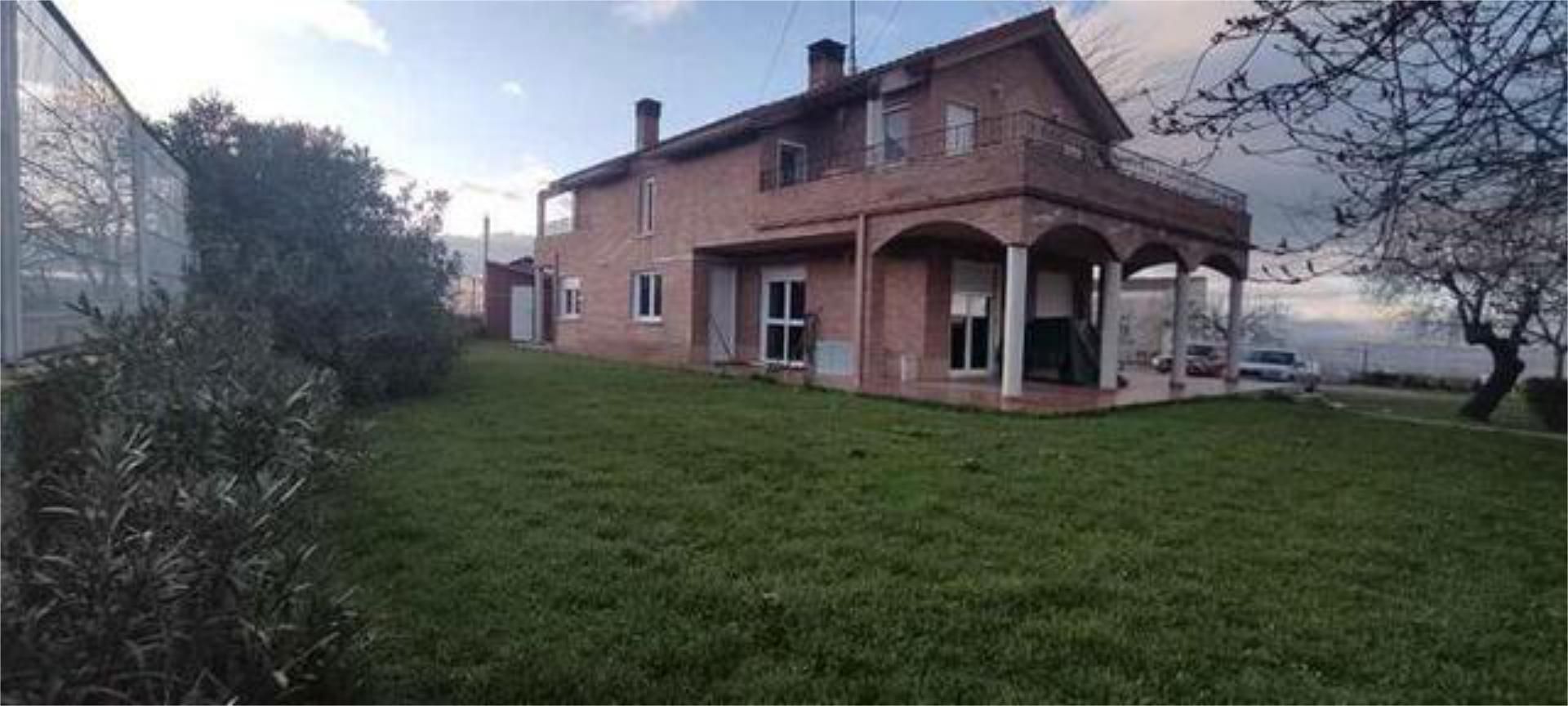 Exterior view of Single-family semi-detached for sale in Clavijo