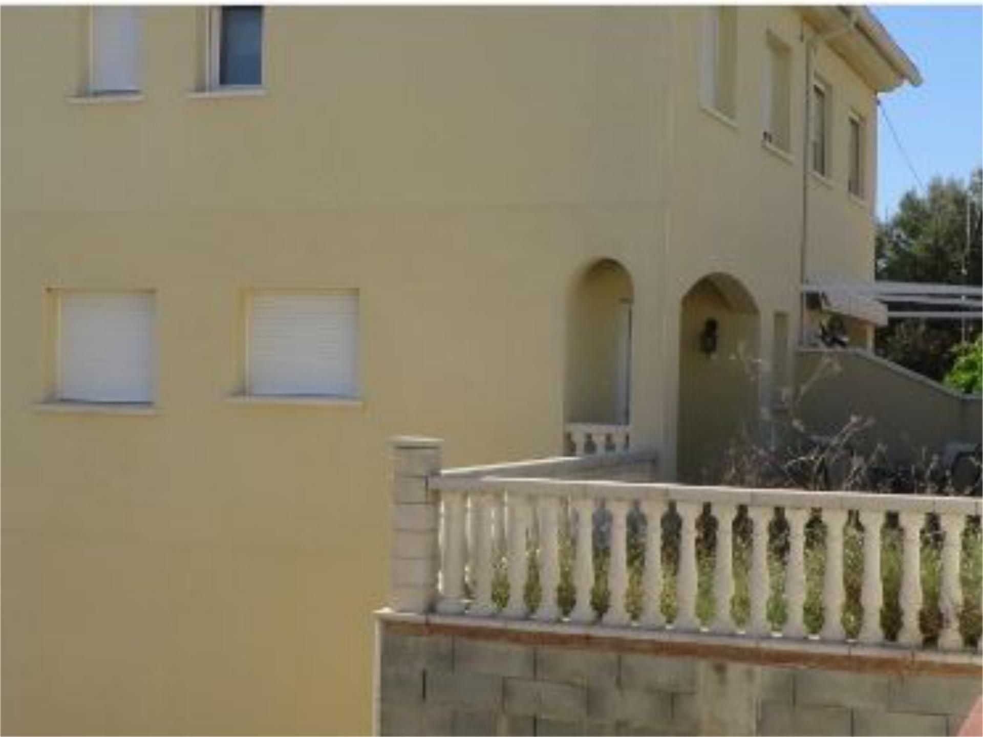 Exterior view of House or chalet for sale in La Pobla de Montornès    with Terrace and Balcony