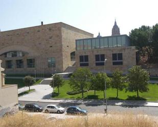 Vista exterior de Garatge de lloguer en Salamanca Capital