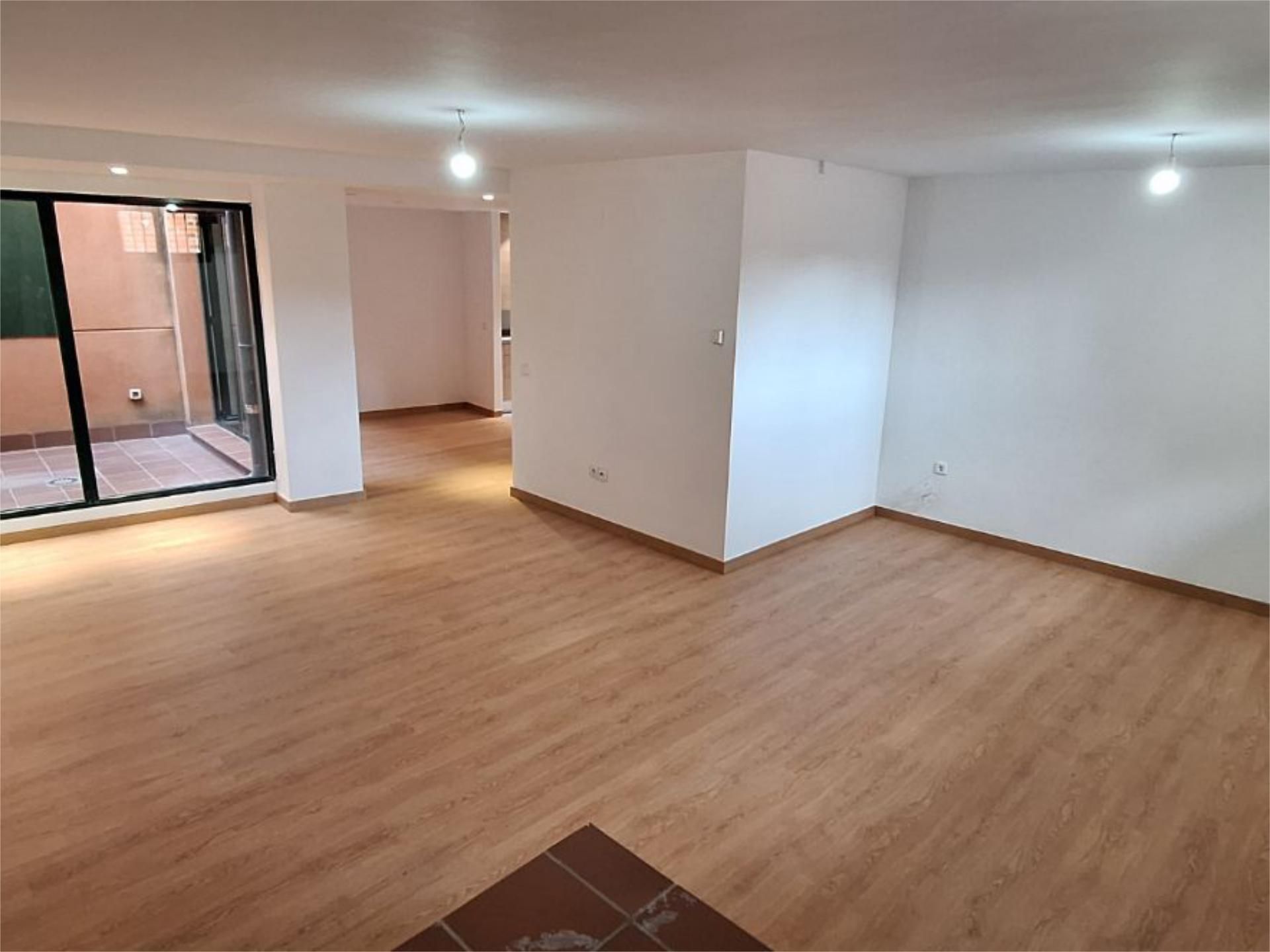 Flat for sale in Simancas