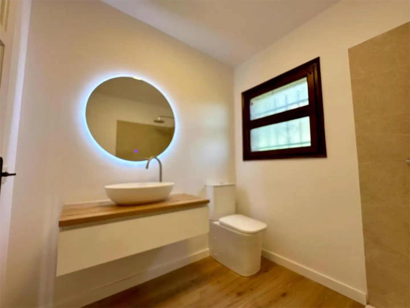 Casa adosada en venta en Carrer del Berguedà, 40, Cabanyes - Mas Ambrós - Mas Pallí Baño de Casa adosada en venta en Calonge i Sant Antoni con Aire acondicionado, Terraza y Balcón