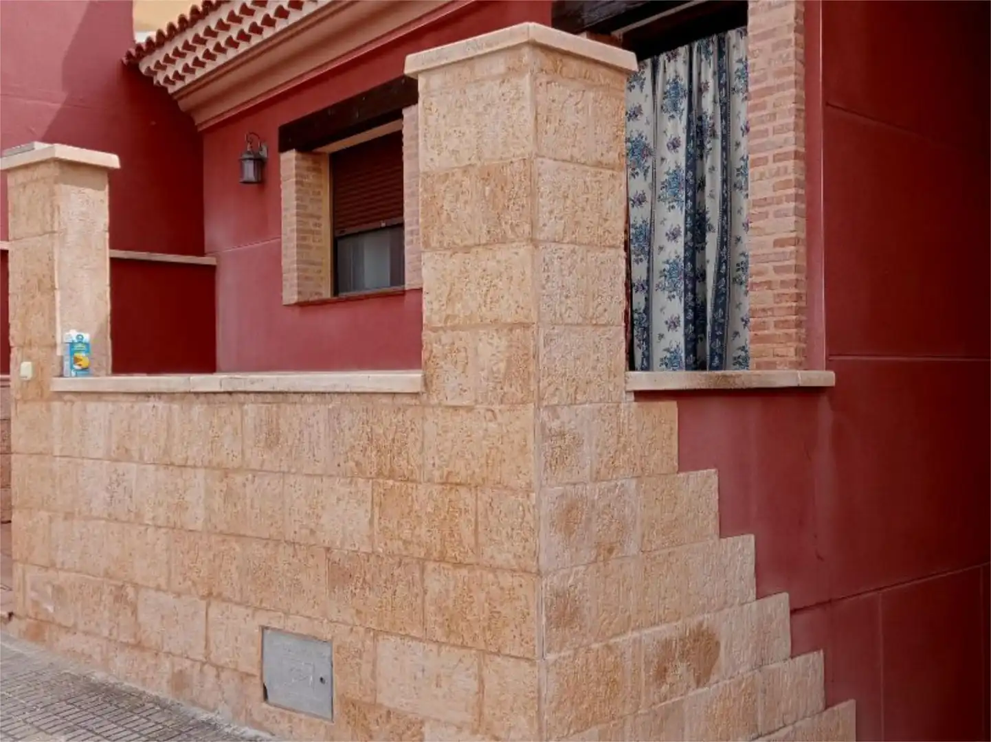 Planta baja en venta en Calle Ortega y Gasset, 4, Ossa de Montiel Vista exterior de Planta baja en venta en Ossa de Montiel con Calefacción, Jardín privado y Terraza