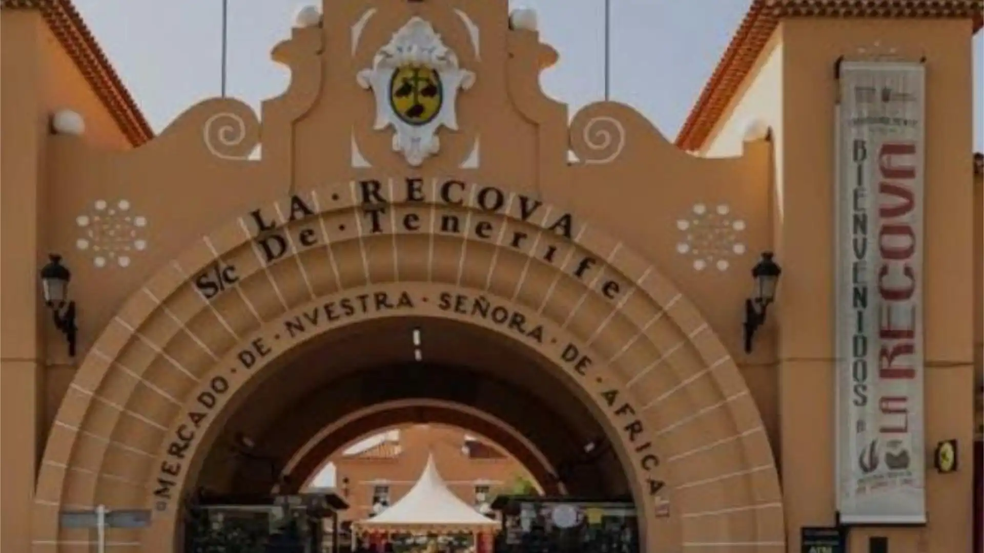 Local en traspaso en Avenida de San Sebastián, 53, La Salle - Cuatro Torres Vista exterior de Local en traspaso en Santa Cruz de Tenerife Capital