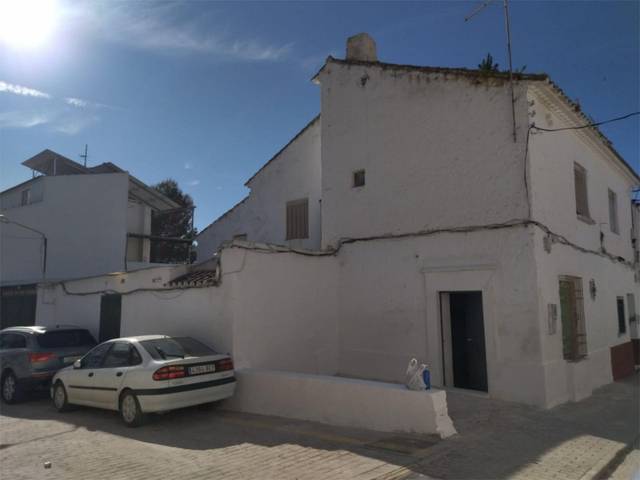 Casa adosada en Venta en Calle Andalucia, 1 en Higuera de Calatrava